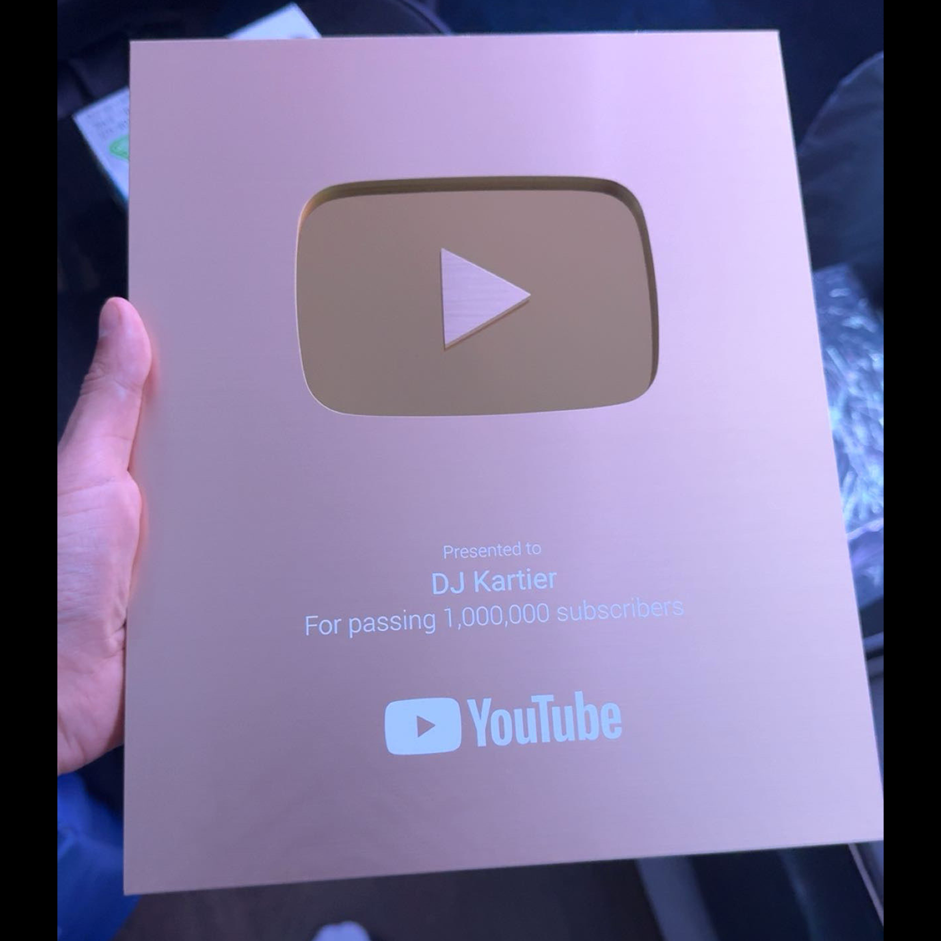 dj kartier youtube plaque 1 million subscribers